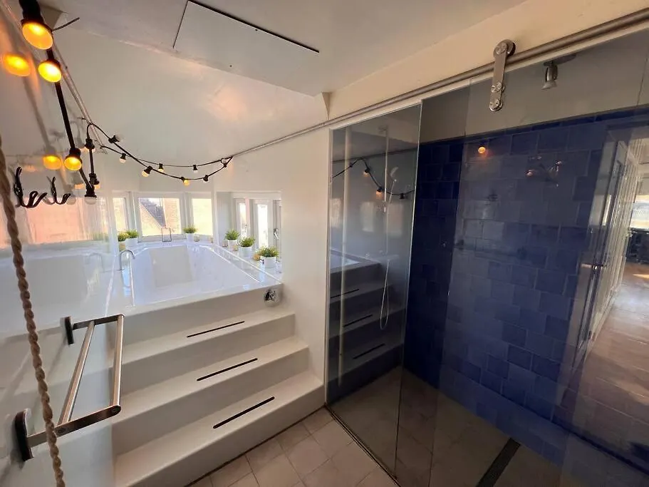 אמסטרדם Awesome Rooftop Penthouse Apartment With Large Terrace 0*,